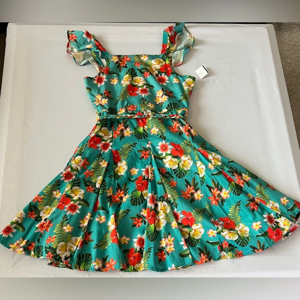 NWT Rare Editions Ruffle Shoulder Pleated Flowy‎ Dress 16